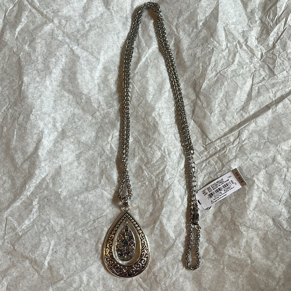 NWT Silver Scroll necklace
